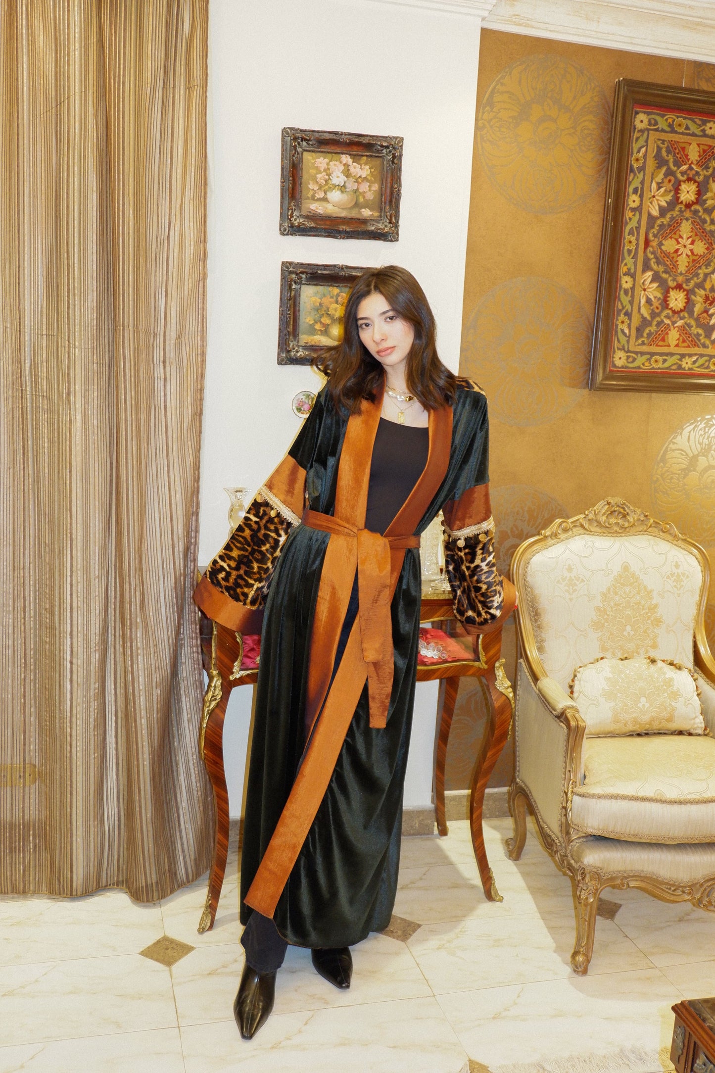 FOREST GREEN VELVET KAFTAN WITH LEOPARD PRINT